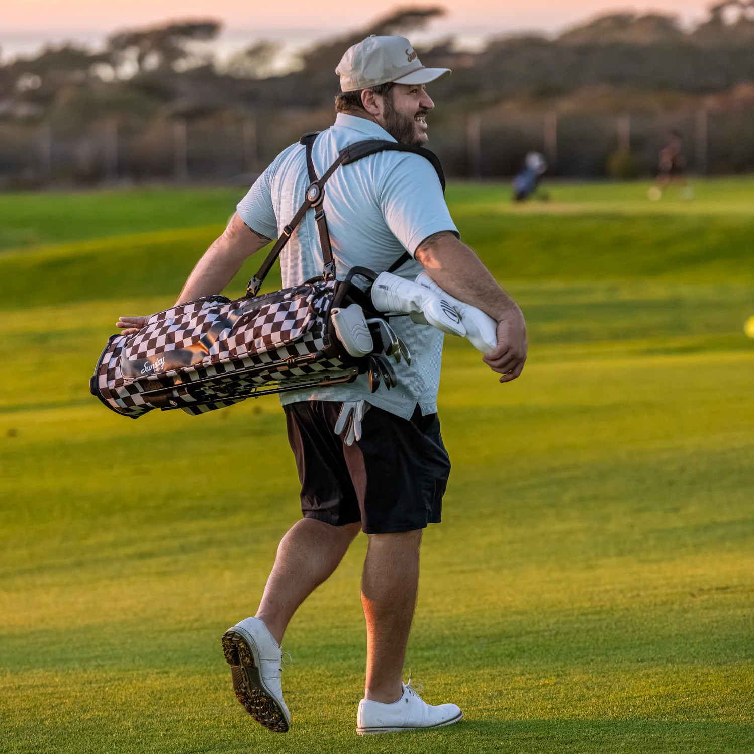 El Camino | Black/White Checker Mid Size Stand Bag - Image 7