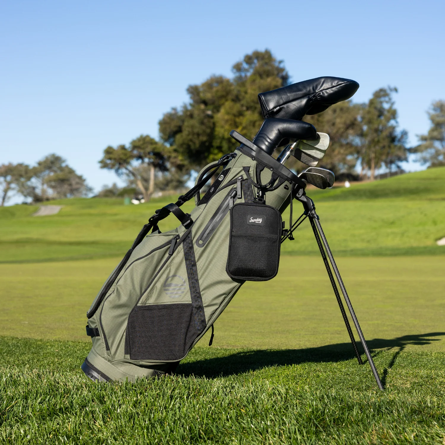 Magnetic Golf Glove Holder | Black - Image 9